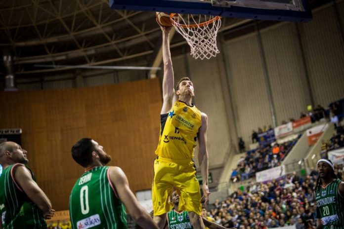 Fran Vázquez mate CB Canarias