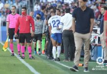 El error de Mellot: Patada sin sentido, roja y baja para el derbi