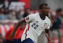 Shaq Moore termina su concentración con Estados Unidos y ya viaja a Tenerife