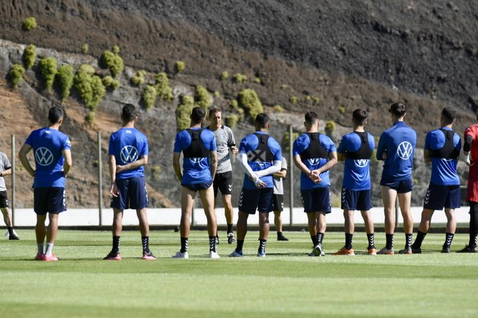 Tenerife entrenamiento Mundialito lunes