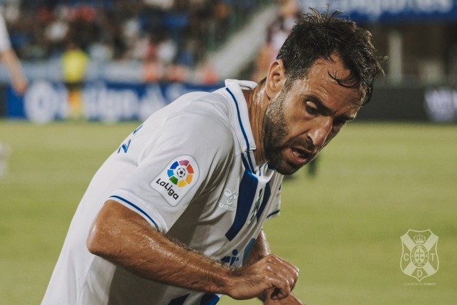 Carlos Ruiz 1