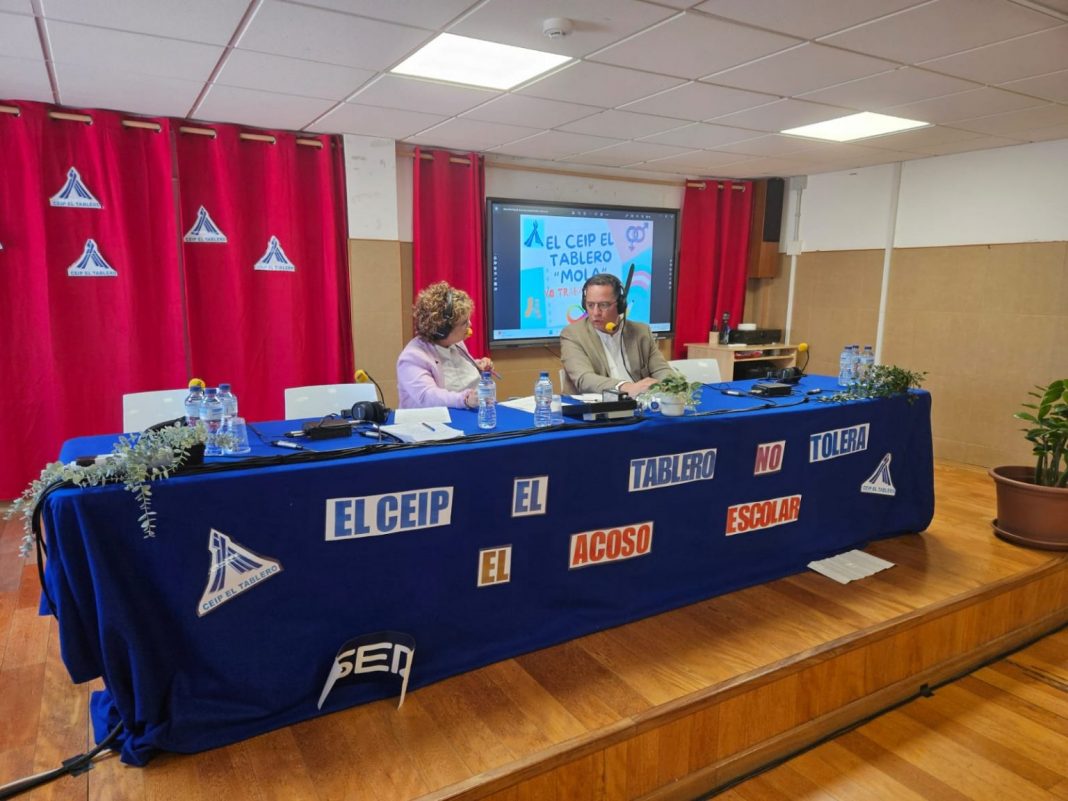 FOTO.-Canarias-reduce-en-un-31-por-ciento-los-casos-de-acoso-escolar-en-lo-que-va-de-curso-2-1536x1152
