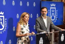 Rosa Dávila: "Al Tenerife se le exige algo en el contrato de patrocinio que no puede dar si desciende de categoría"