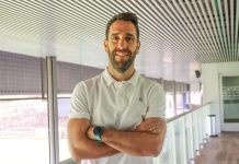 VIDEO | Carlos Ruiz, tras el ascenso del Tenerife C: "Echen la vista atrás y vean todo lo que han trabajado"