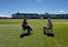 "He estado en el Tenerife en los peores momentos y no me importa; nunca me han llamado para tomar champán y caviar"
